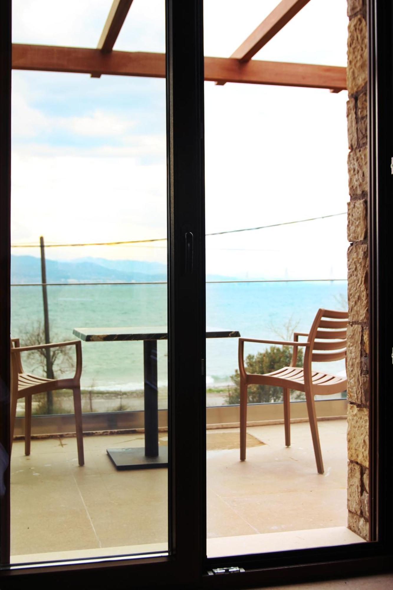Santa Domenica - And By The Sea